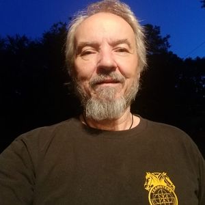 Meet your Posher, Kenneth